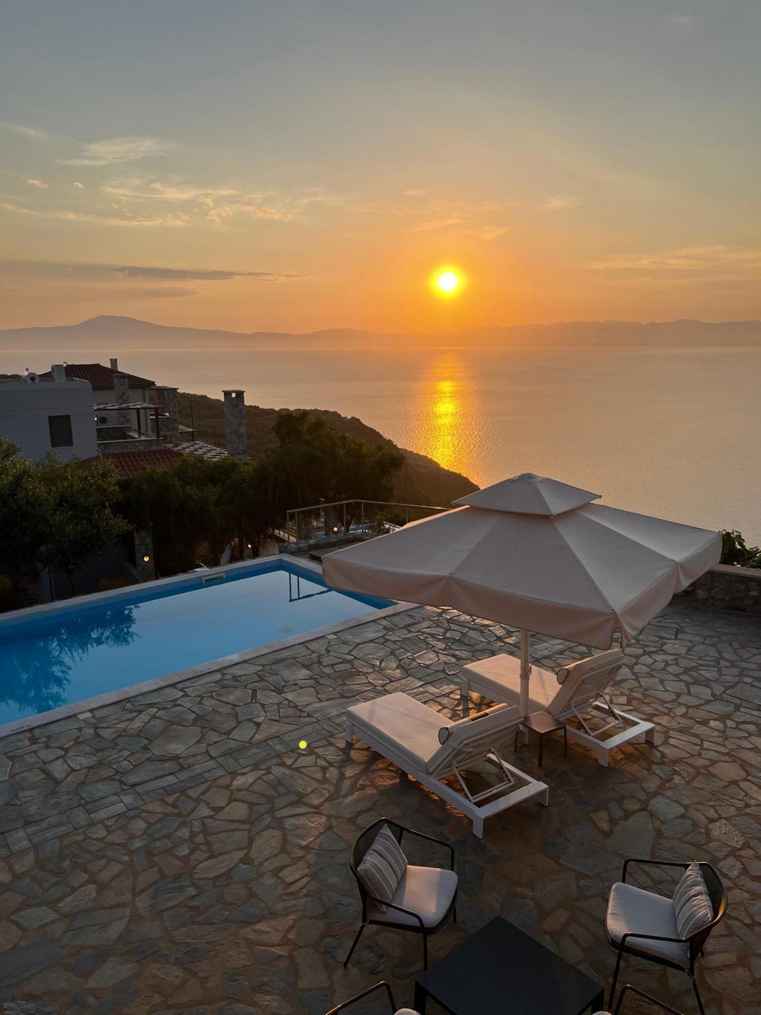 Searocks Villas Exclusive Resort Kitriai Exterior photo